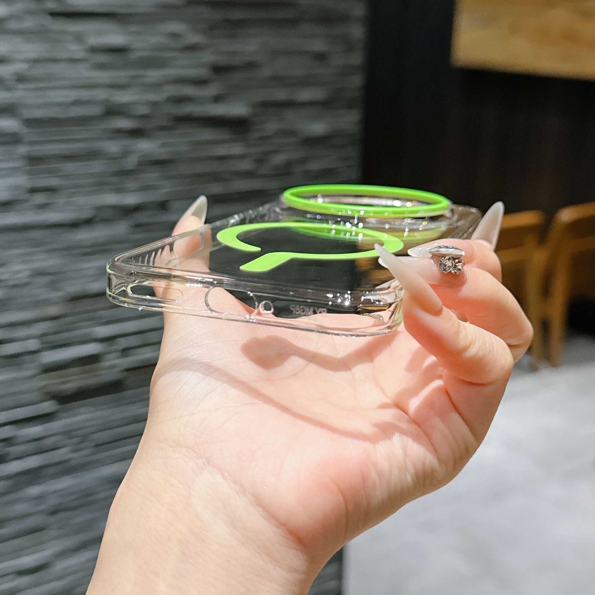 Fashion Luxury HD Transparent  - Oppo Find X8 ulasan dan harga